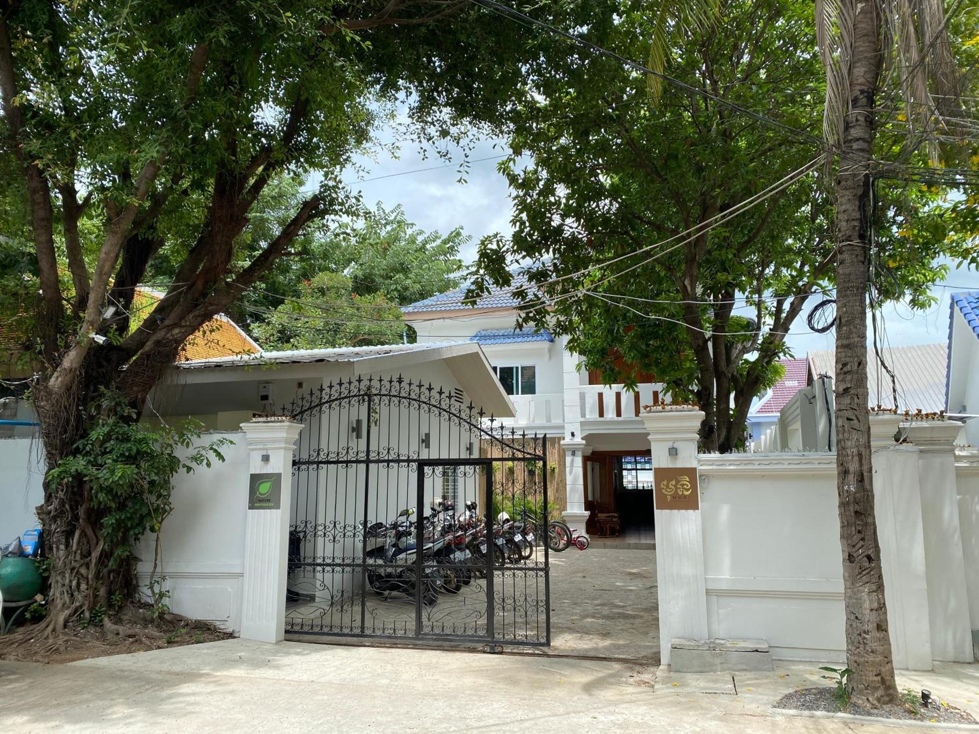 Muni Residence & Spa Battambang Exterior foto