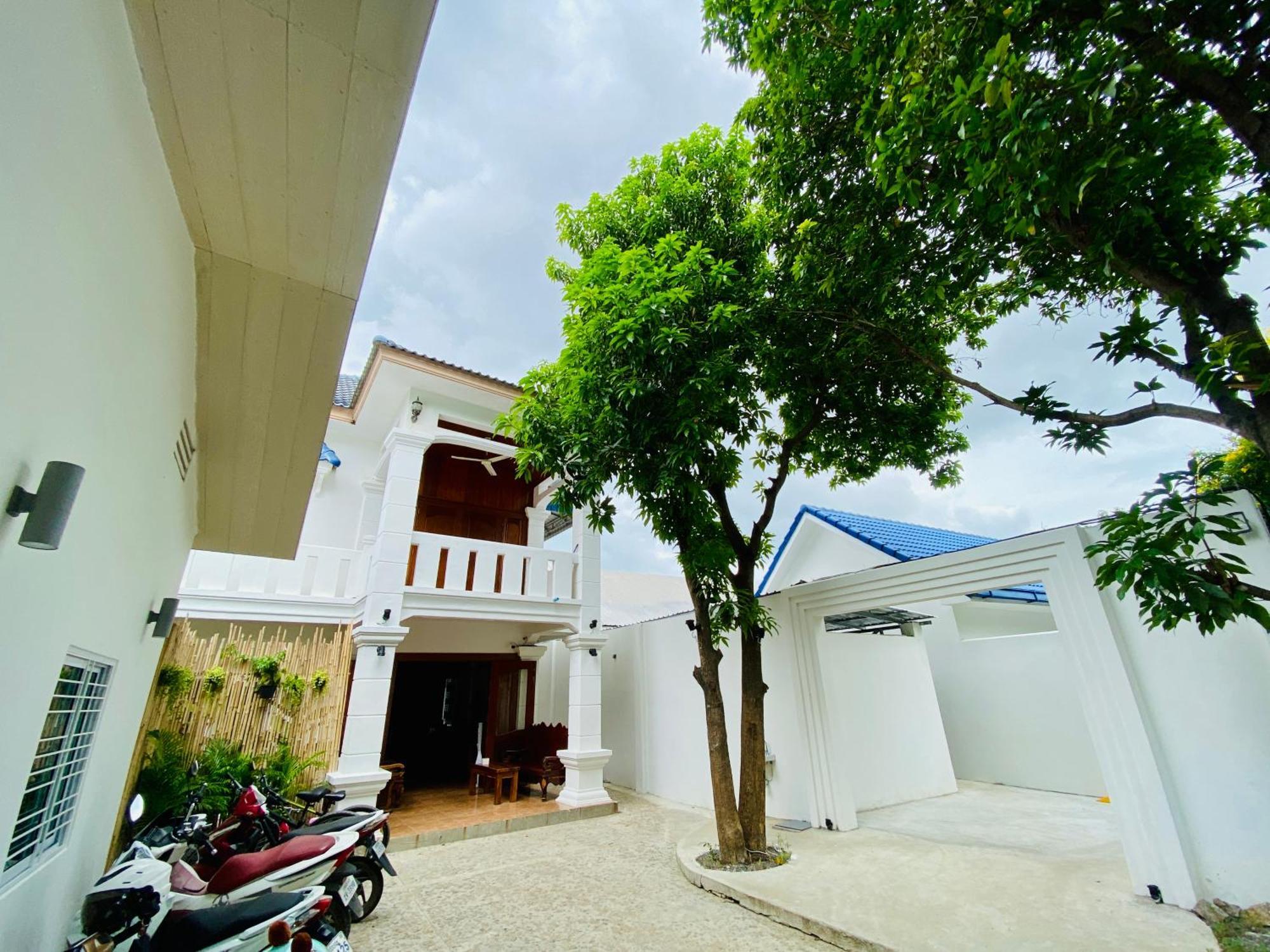 Muni Residence & Spa Battambang Exterior foto